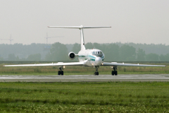 Tu-134B-3-air